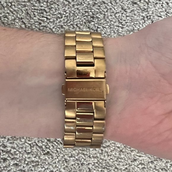 Michael Kors Mid-Size Runway MK5055 Wrist Watch for Women